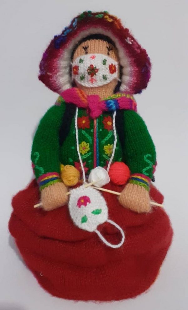 Muñeca en traje típico